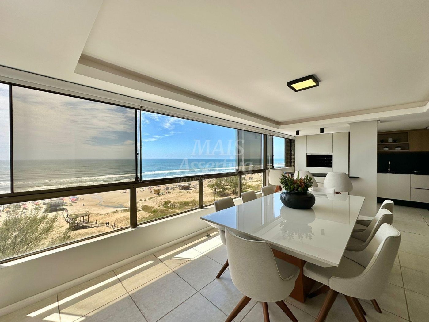 Excelente apartamento de luxo mobiliado em Capão da Canoa/RS