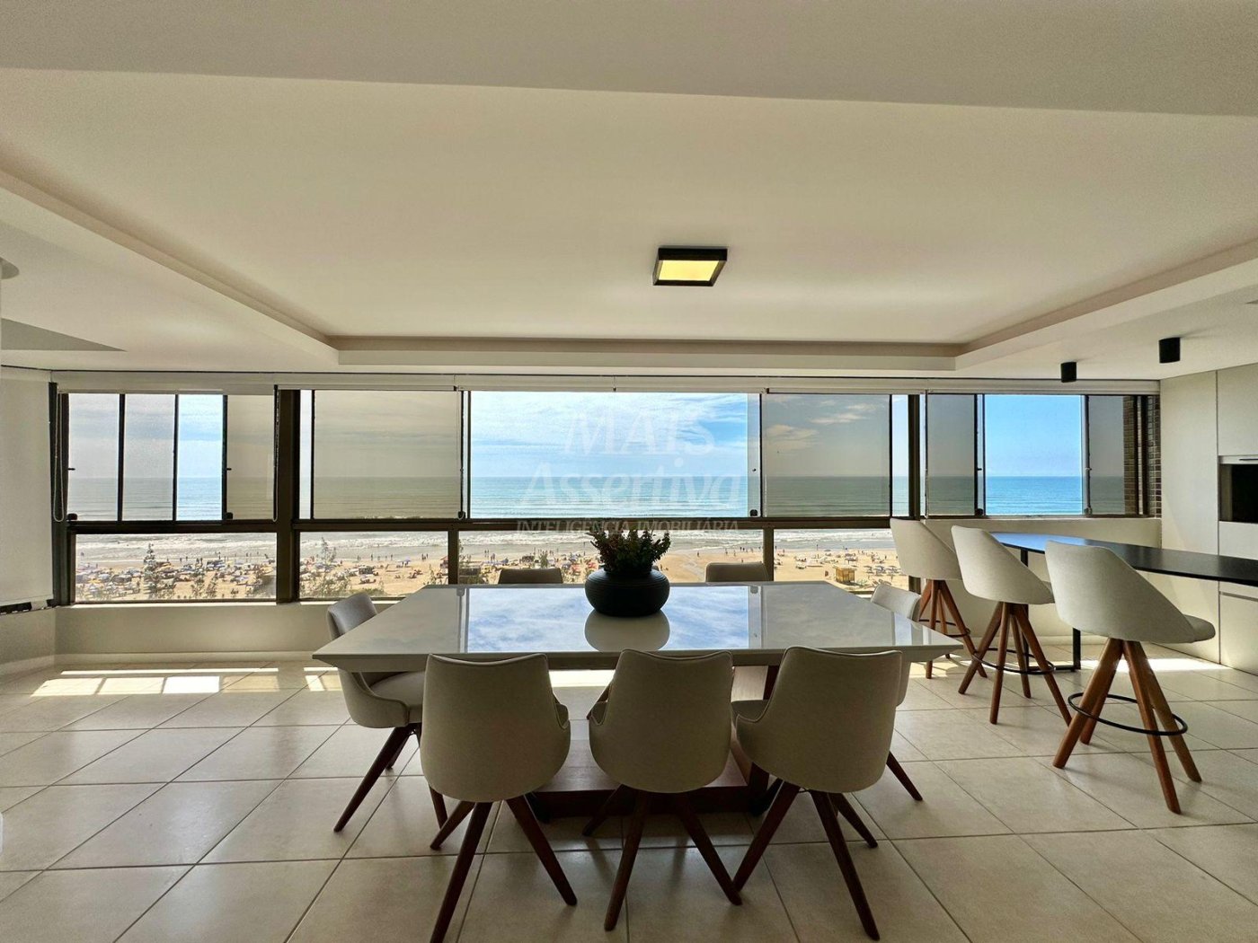 Excelente apartamento de luxo mobiliado em Capão da Canoa/RS