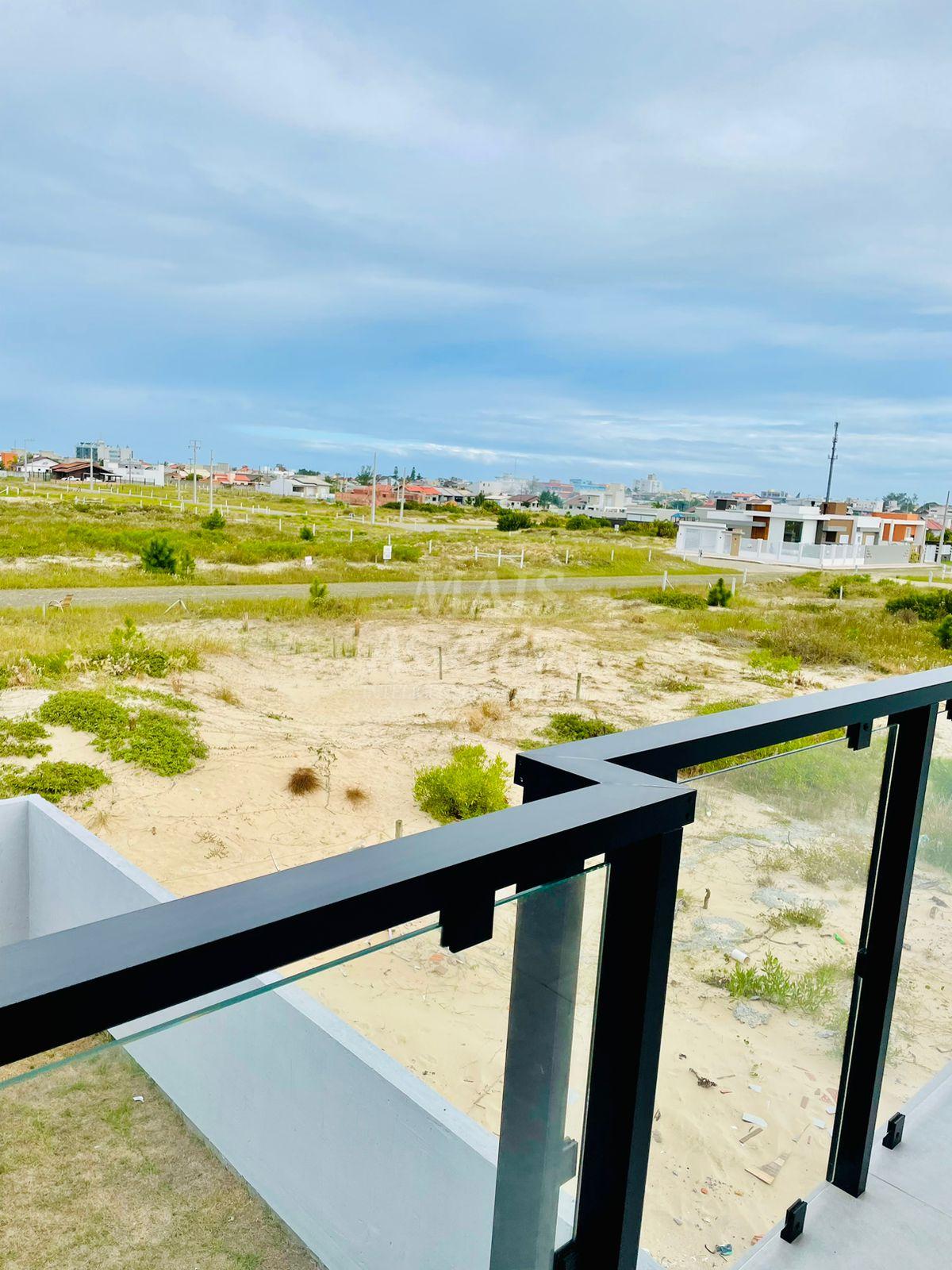 Sobrado 03 dormitórios para venda em Balneário Gaivota Praia Turimar