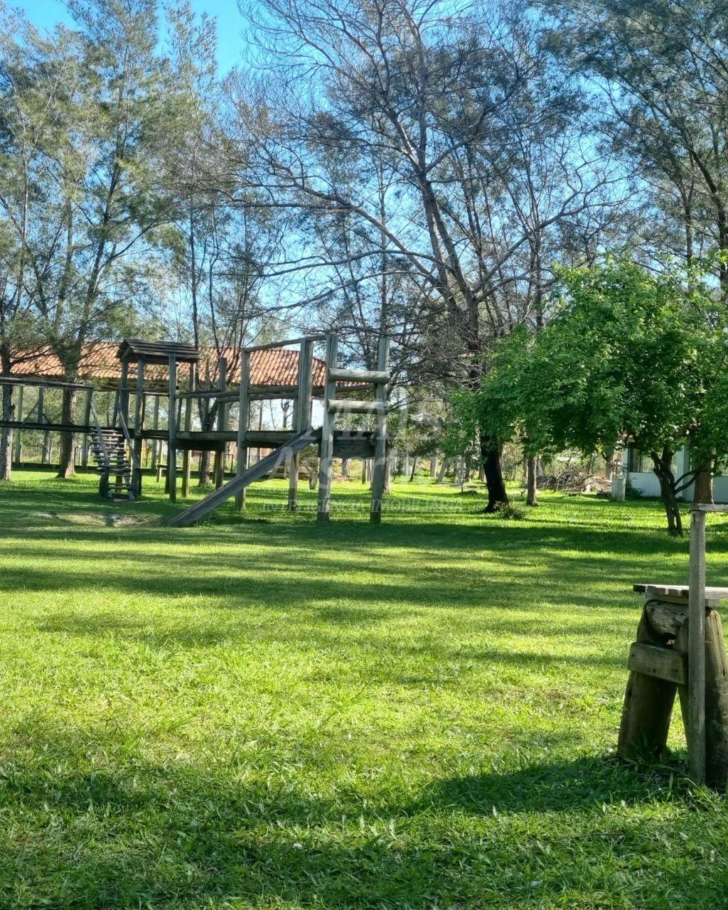 Terreno de esquina em Condomínio Balneário Gaivota