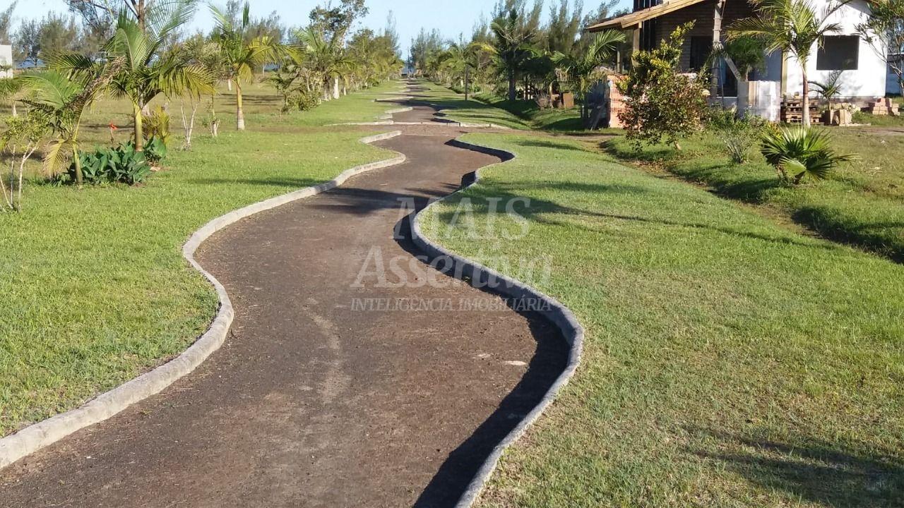 Terreno de esquina em Condomínio Balneário Gaivota