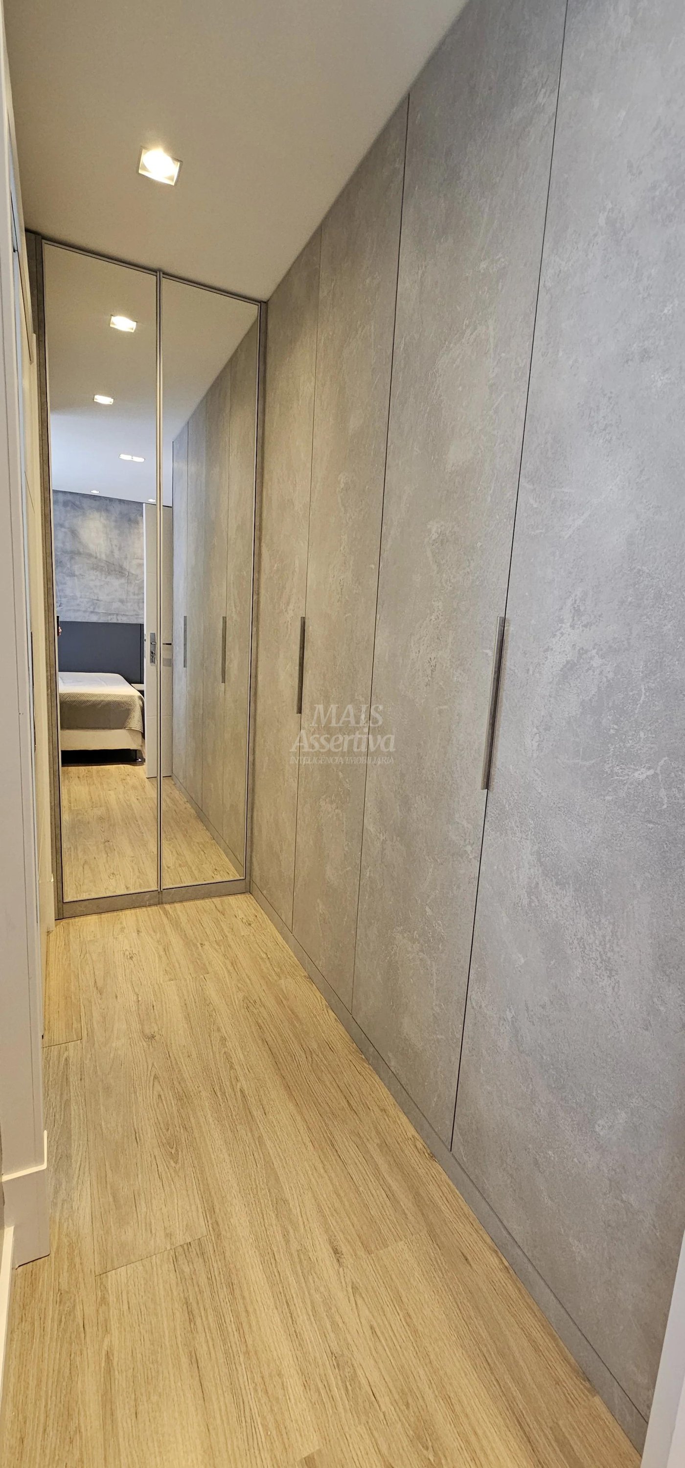 Apartamento mobiliado em Balneário Camboriú SC