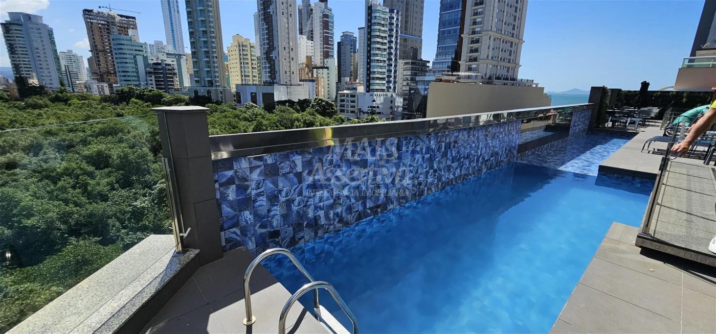 Apartamento mobiliado em Balneário Camboriú SC