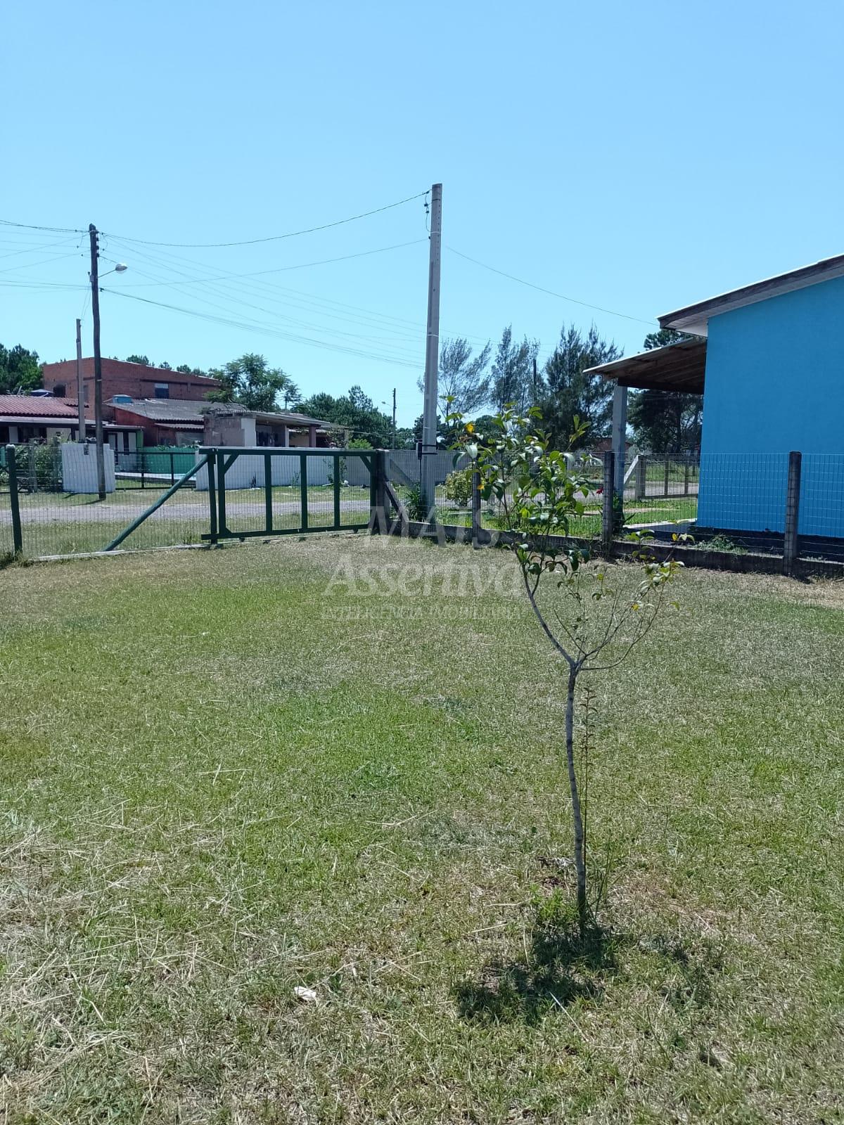 Casa para Venda em Arroio do Sal / RS no bairro Balneario Praia Azul