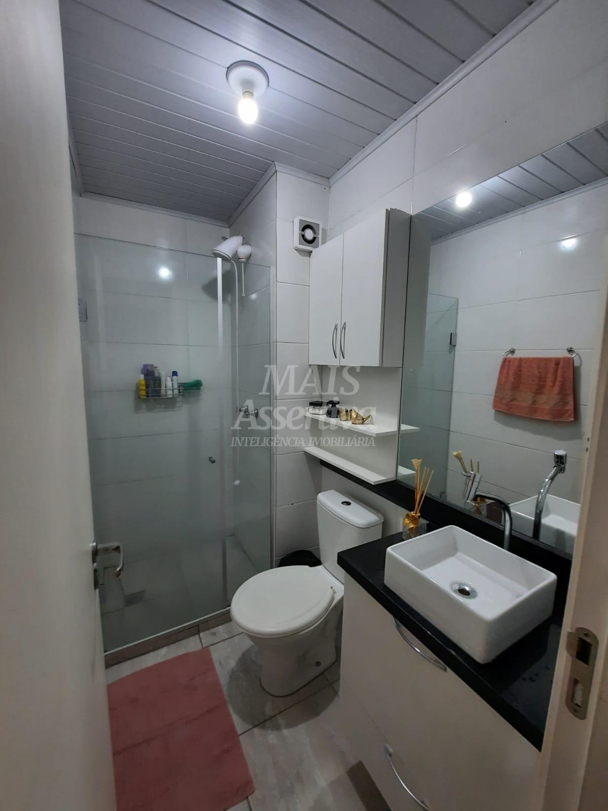 Apartamento mobiliado, térreo com sacada para venda, Residencial Bela Figueira 