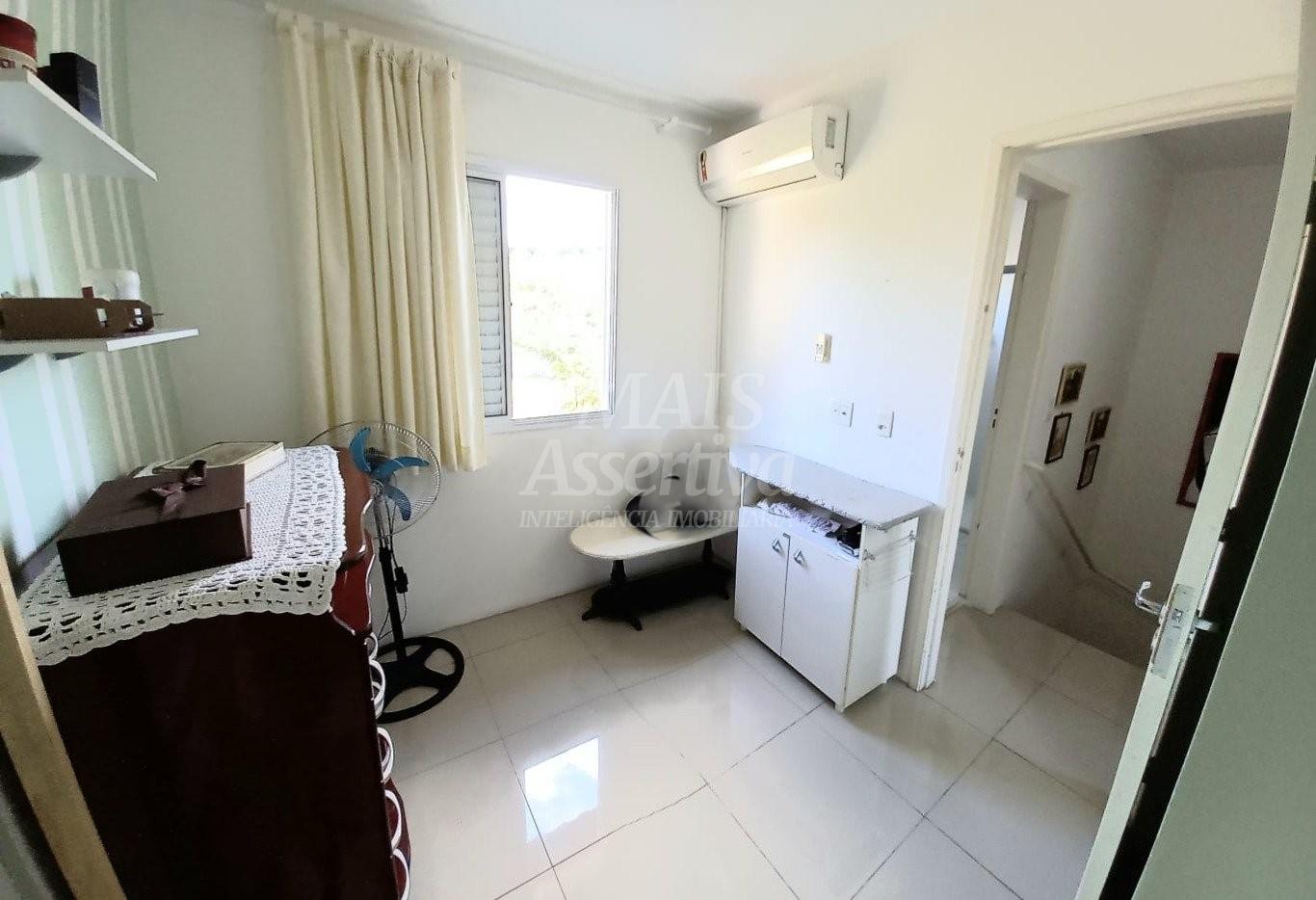 Sobrado para venda no Residencial Vale das Figueiras em Novo Haburgo 