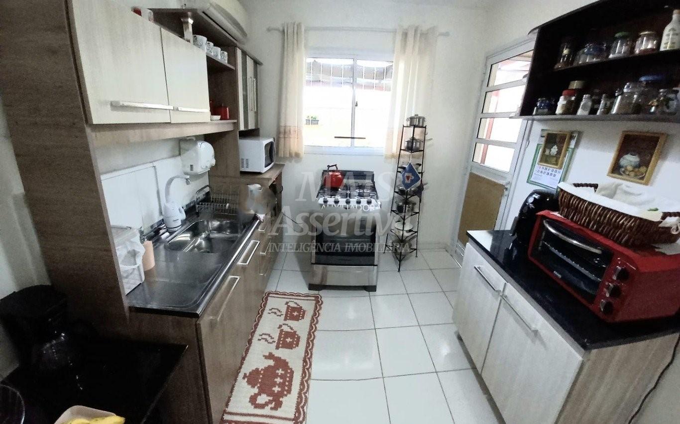 Sobrado para venda no Residencial Vale das Figueiras em Novo Haburgo 