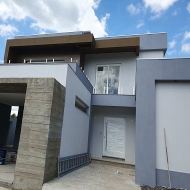 Excelente sobrado de alto padrão em Alphaville, Residencial Lombardia - POA Excelente sobrado de alto padrão em Alphaville, Residencial Lombardia - POA