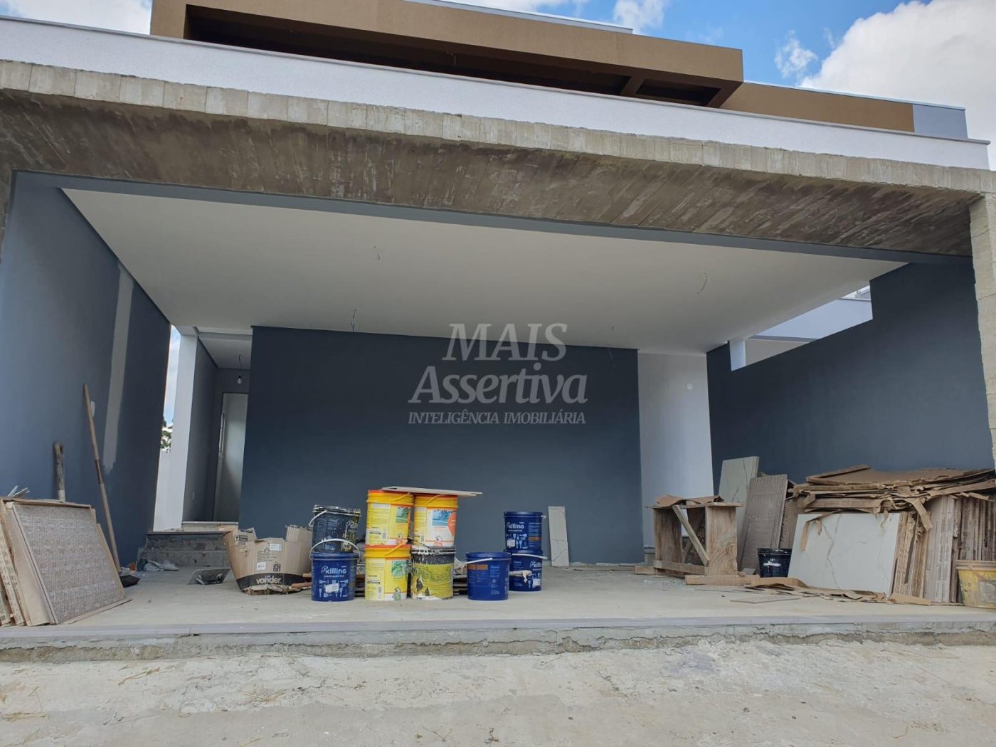 Excelente sobrado de alto padrão em Alphaville, Residencial Lombardia - POA