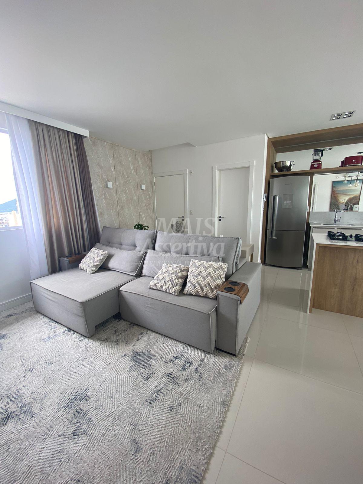 Excelente apartamento de alto padrão a venda no centro de Balneário Camboriú/SC 