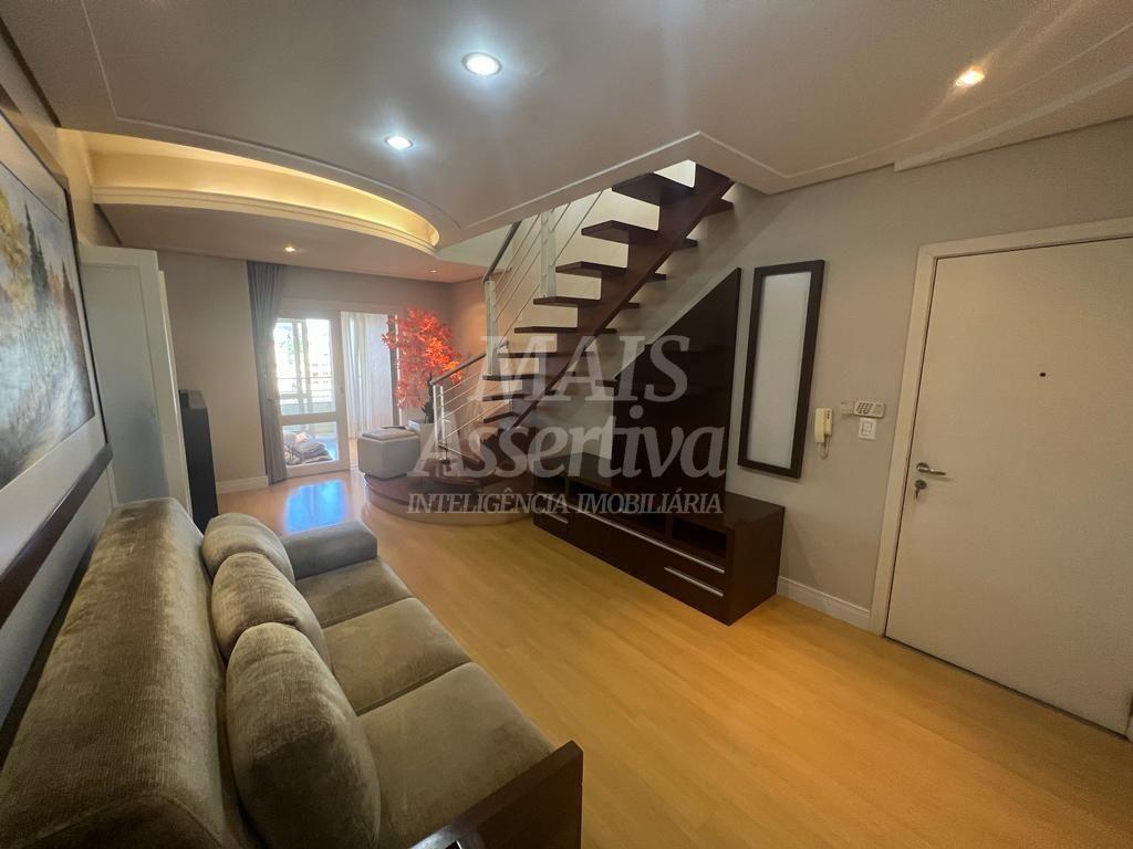 Cobertura duplex mobiliada para venda em Garibaldi Bairro Centro