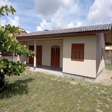 Ótima casa a venda localizada no bairro Imara em Imbé/RS - 3 dormitórios