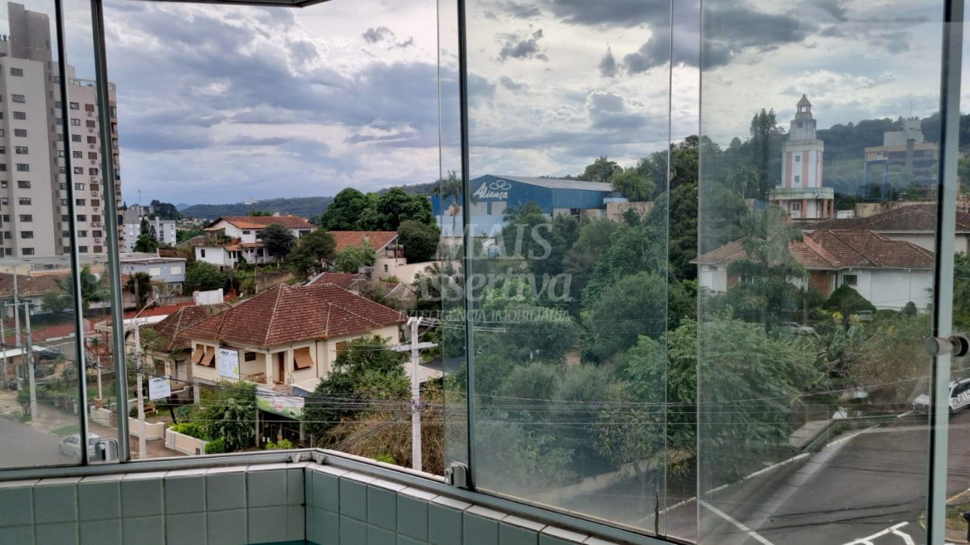 Apartamento semi mobiliado para locação, bairro Hamburgo Velho em Novo Hamburgo 