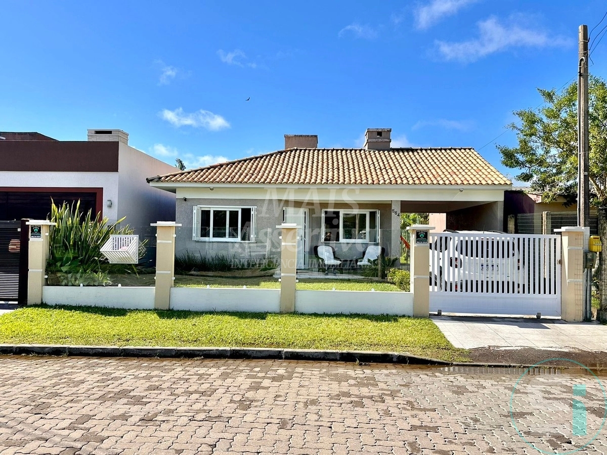 Casa, 3 quartos, 131 m² - Foto 1