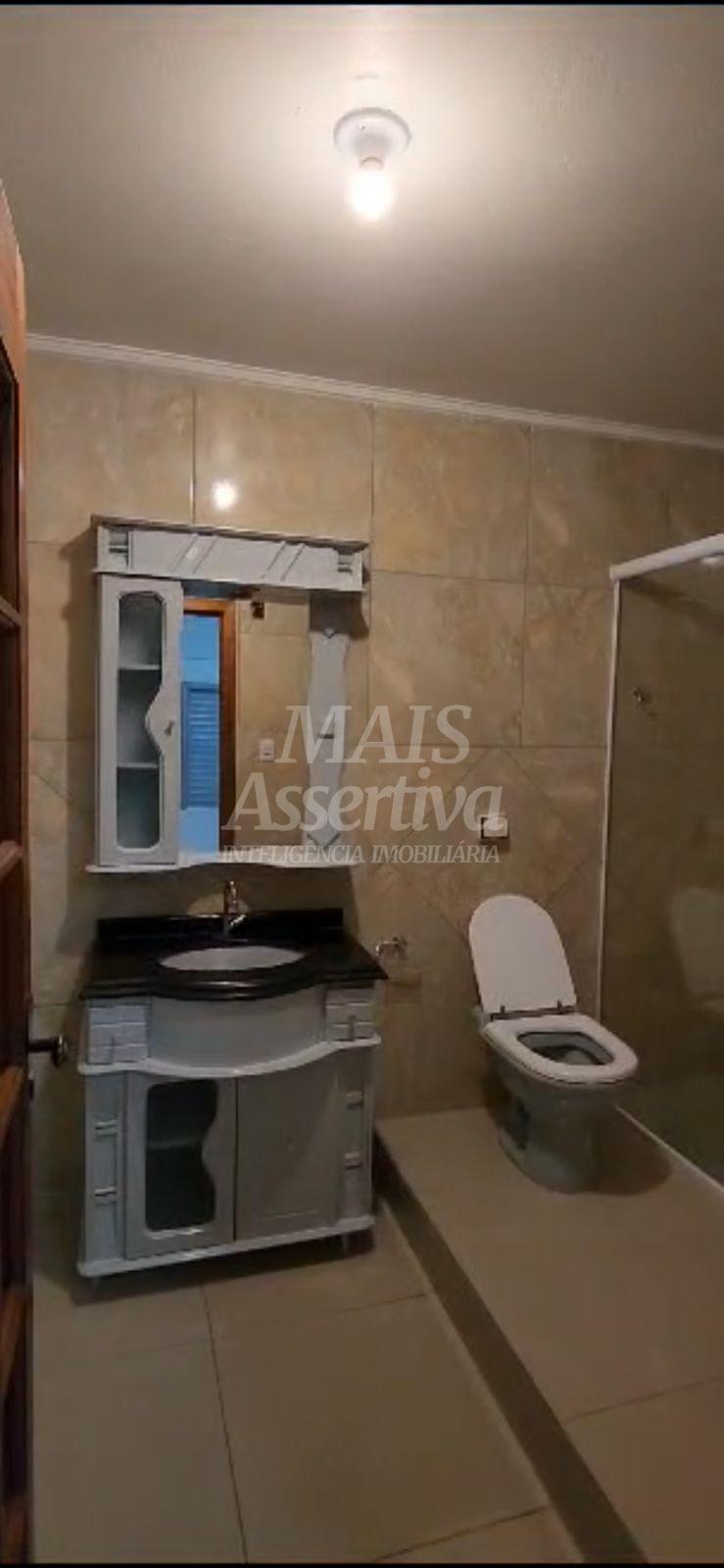 Ótimo sobrado para venda, no bairro Igara em Canoas/RS - 4 dormitórios