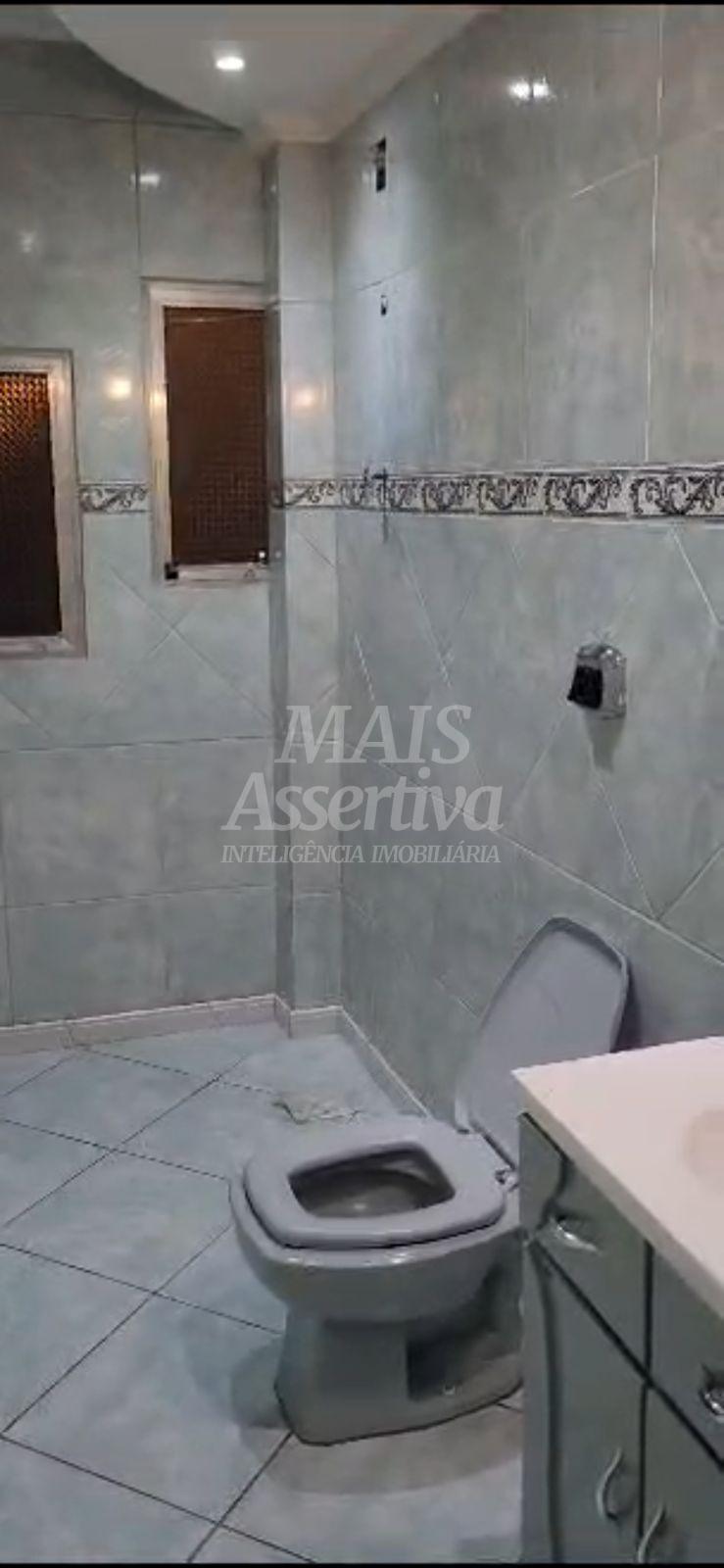 Ótimo sobrado para venda, no bairro Igara em Canoas/RS - 4 dormitórios