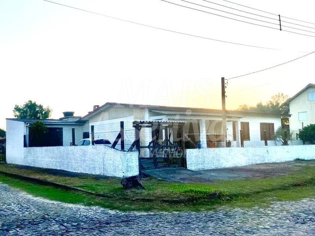Casa para venda em Balneário Pinhal 