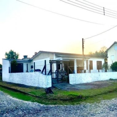 Casa para venda em Balneário Pinhal 