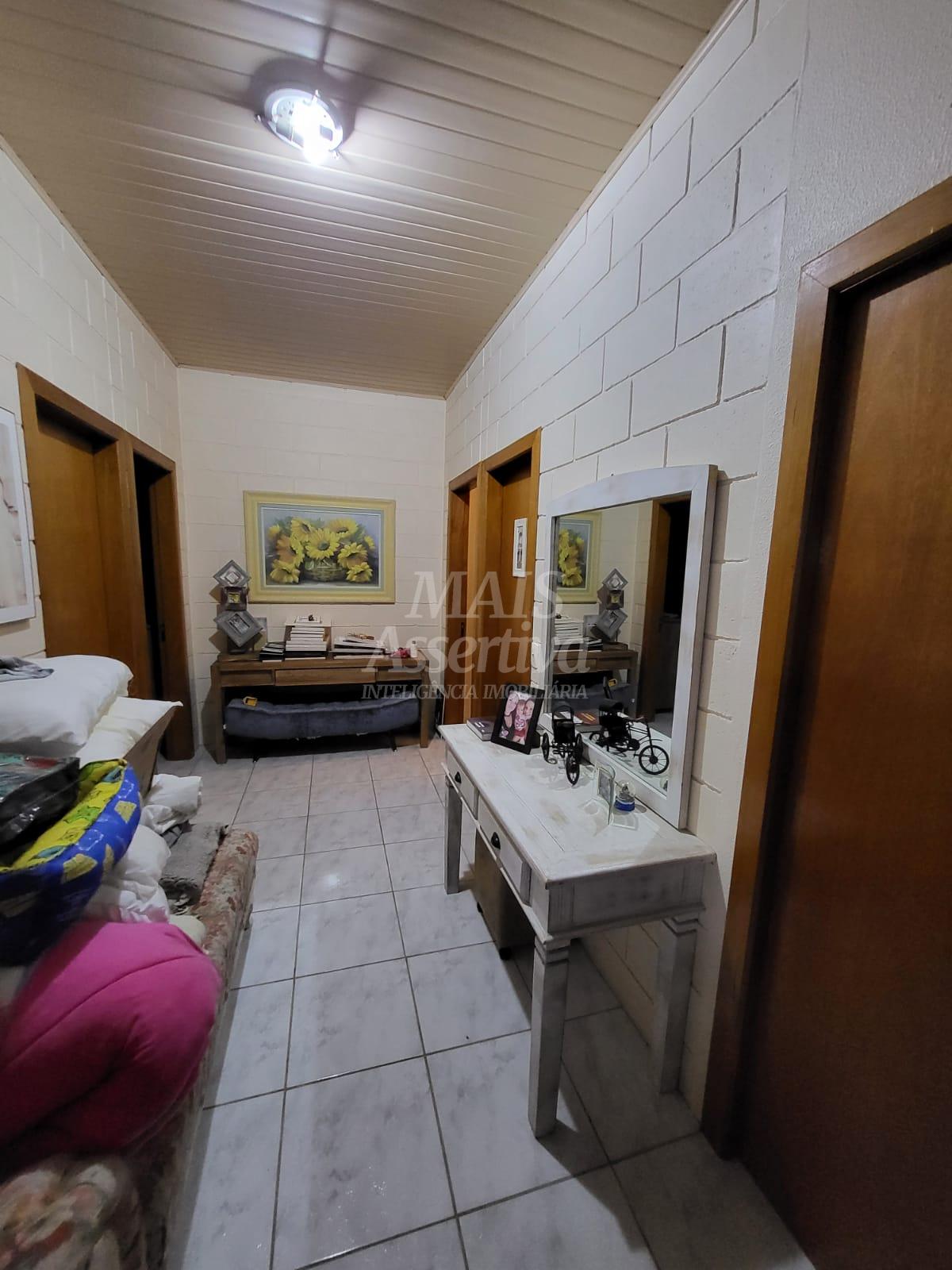 Ótimo Sítio à venda localizado no bairro Águas Claras em Viamão/RS 