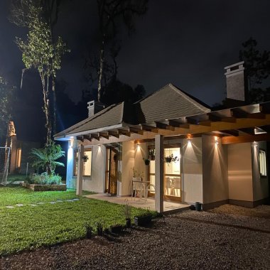 Excelente casa à venda na Serra Gaúcha, no município de Gramado/RS-3 dormitórios
