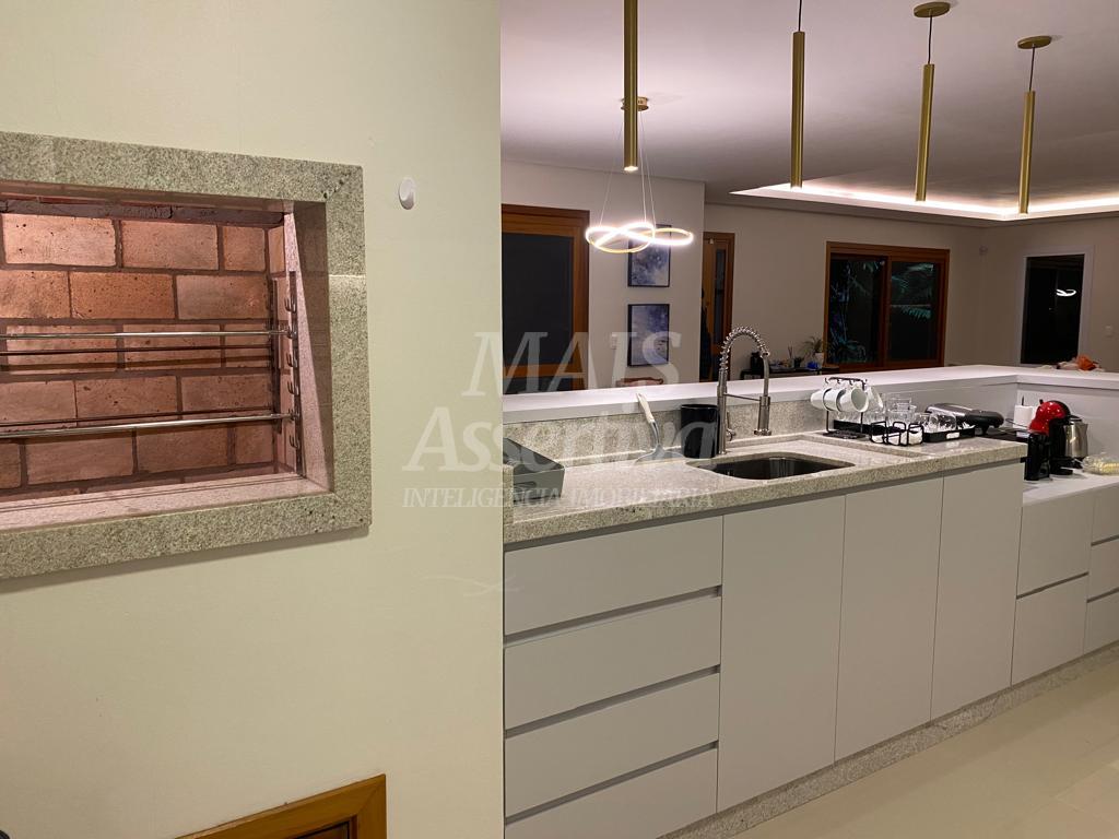 Excelente casa à venda na Serra Gaúcha, no município de Gramado/RS-3 dormitórios