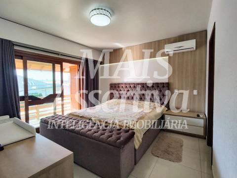 Excelente sobrado semi mobiliado para venda, bairro União em Estância Velha/RS.