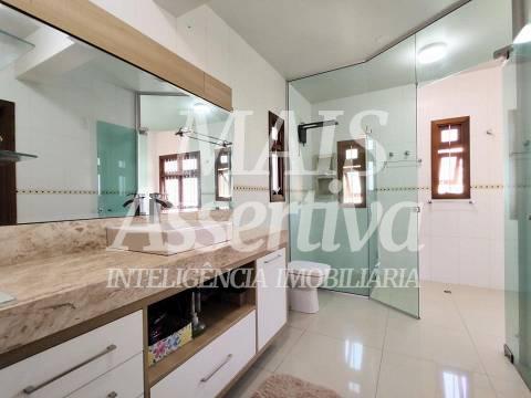 Excelente sobrado semi mobiliado para venda, bairro União em Estância Velha/RS.
