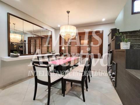 Excelente sobrado semi mobiliado para venda, bairro União em Estância Velha/RS.