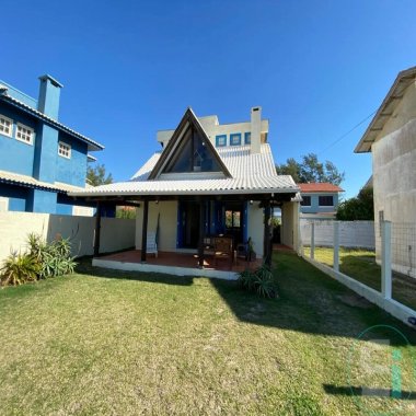 Casa a beira mar para venda em Osório Mariápolis