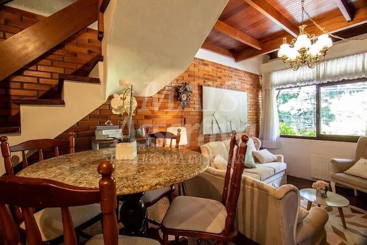 Excelente Apartamento à venda no bairro Planalto em Gramado/RS - 2 dormitórios