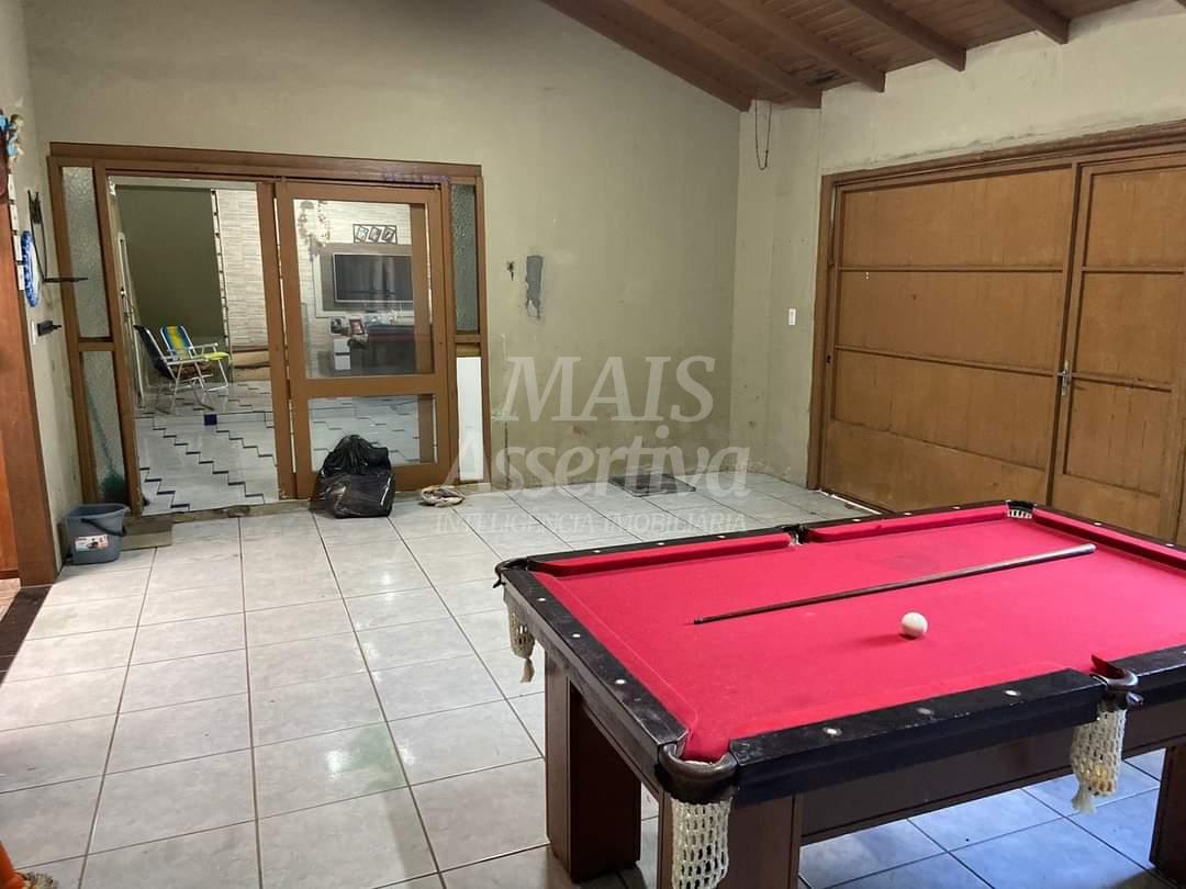 Casa semimobiliada para venda em Tramandaí Zona Nova