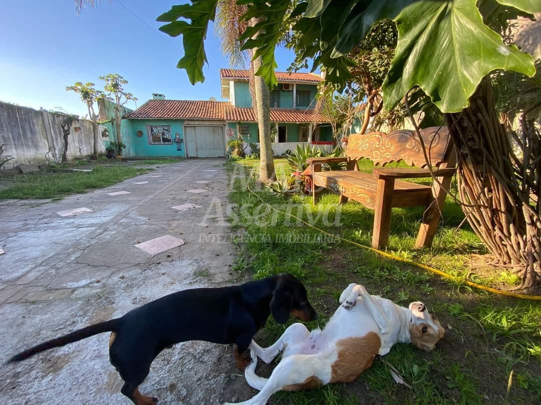 Casa semimobiliada para venda em Tramandaí Zona Nova