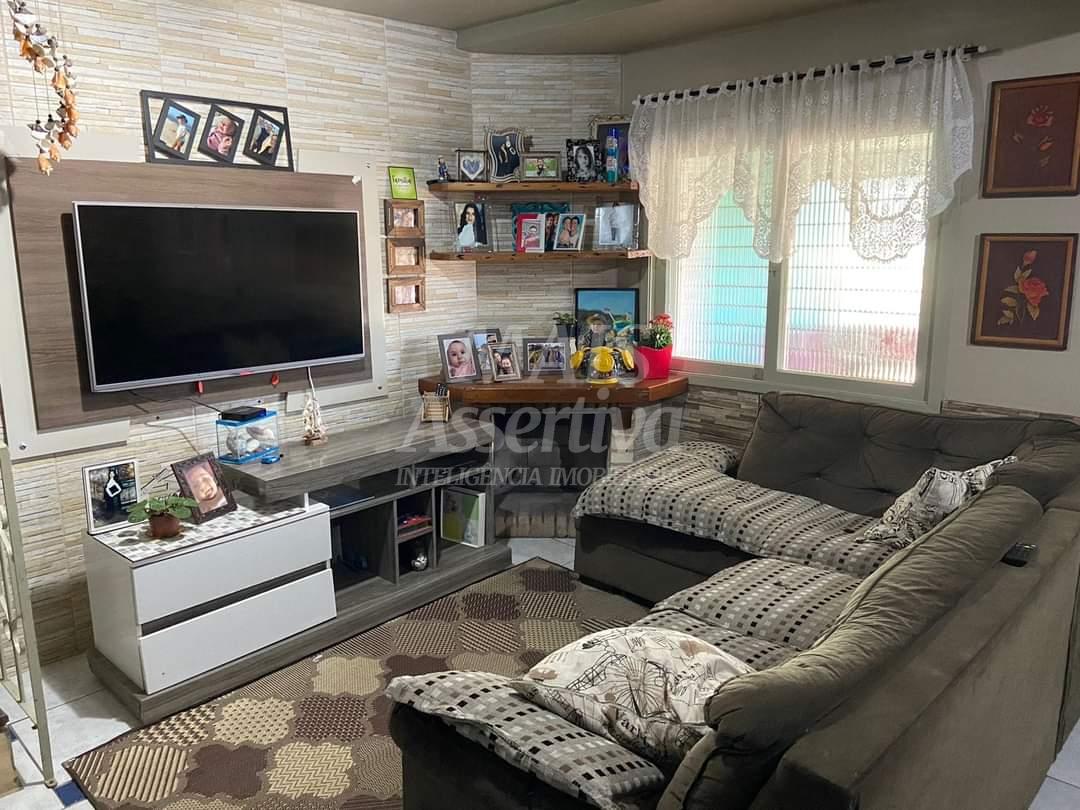 Casa semimobiliada para venda em Tramandaí Zona Nova