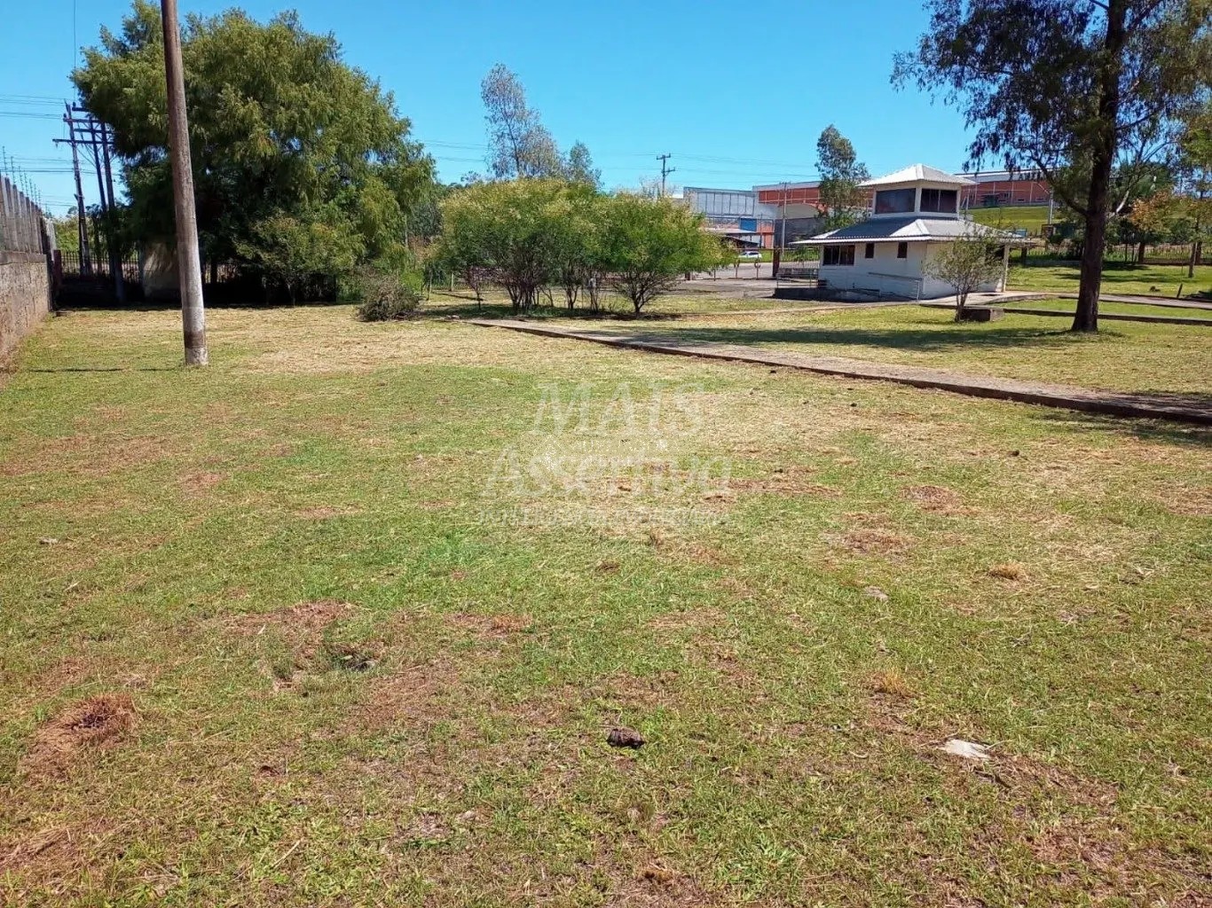 Complexo Industrial para venda na Av. Parobé com 8 prédios comercias 