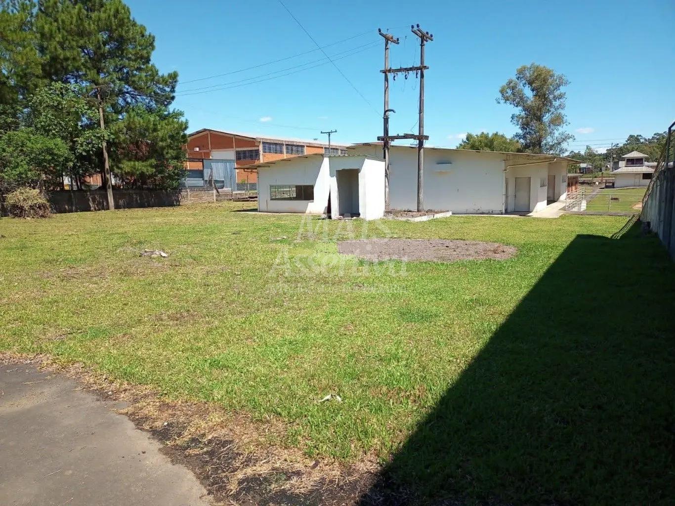 Complexo Industrial para venda na Av. Parobé com 8 prédios comercias 