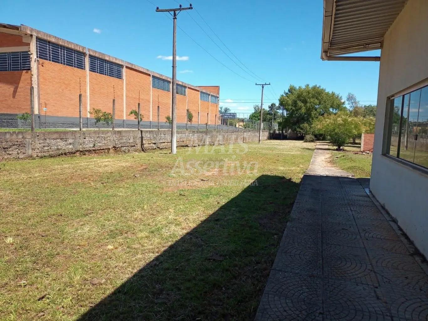 Complexo Industrial para venda na Av. Parobé com 8 prédios comercias 