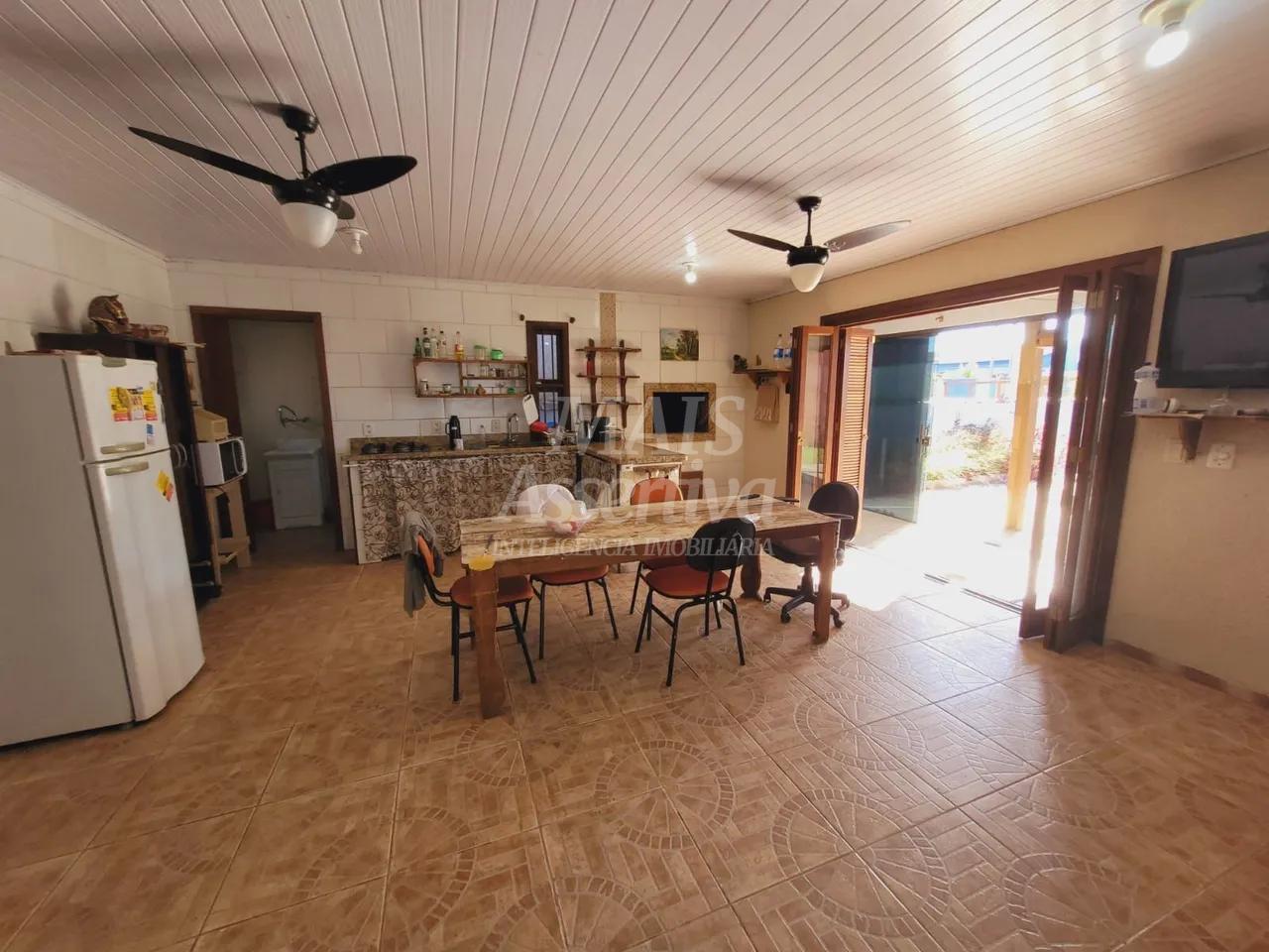 Ótima casa à venda em Imbé/RS - 2 dormitórios
