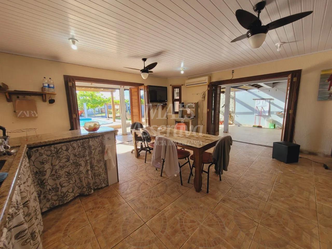 Ótima casa à venda em Imbé/RS - 2 dormitórios