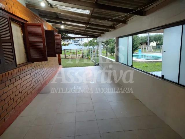 Ótima casa à venda em Arroio do Sal - Mobiliada, 3 dormitórios