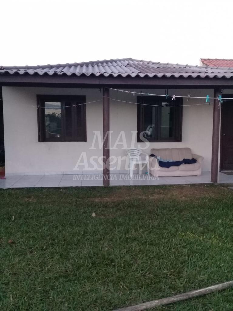 Casa para venda no Centro de Arroio do Sal  - 75,00m² 