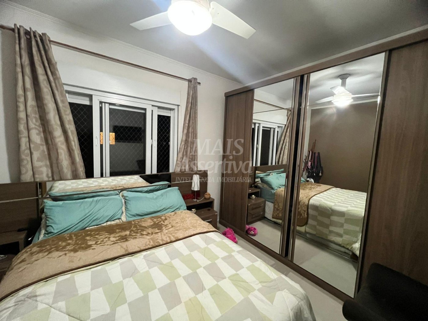 Apartamento semi mobiliado para venda no Monte Brasil 