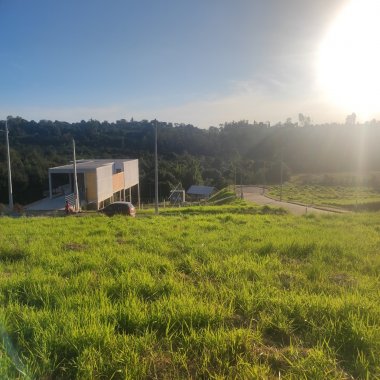 Excelente terreno de esquina à venda no bairro Lomba Grande em Novo Hamburgo/RS