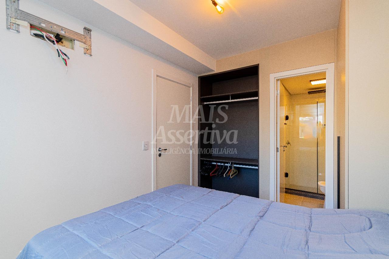 Ótimo apartamento mobiliado e decorado à venda em Porto Alegre/RS