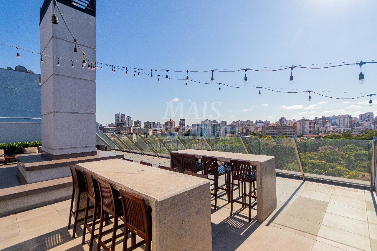 Ótimo apartamento mobiliado e decorado à venda em Porto Alegre/RS