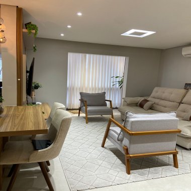  Excelente Apartamento semimobiliado em bairro nobre na Cidade de Novo Hamburgo