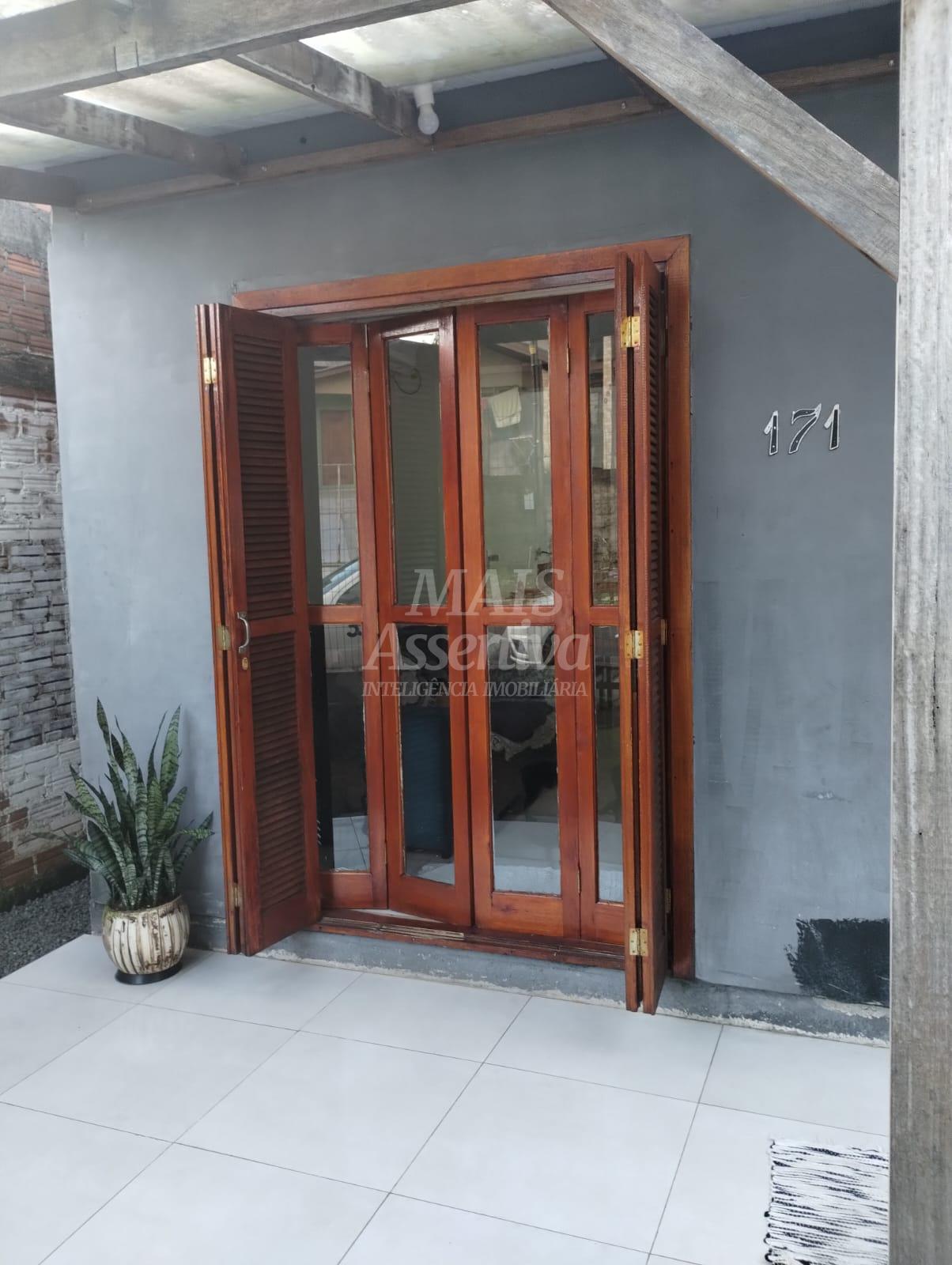 Ótima casa à venda no bairro Jardim do Sol em Campo Bom/RS - 3 Dormitórios