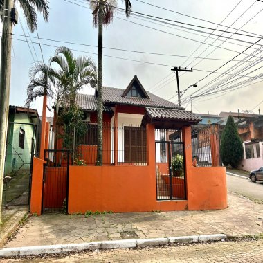 Excelente casa para locação no bairro Santo Afonso em Novo Hamburgo/RS - 2 Dormitórios, 1 suíte