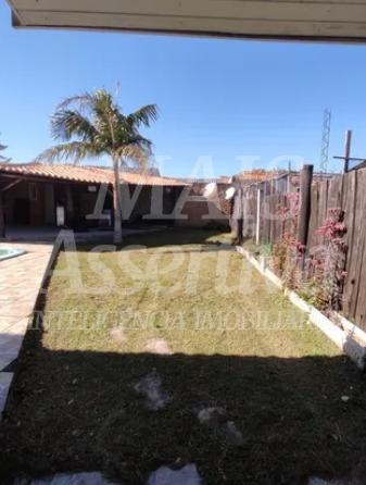 Ótima casa à venda em Tramandaí/RS - 3 dormitórios, piscina e 2 vagas