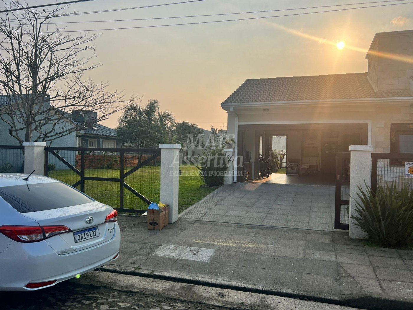 ExcelenteCasa à venda em Xangri-Lá/RS - 3 Dormitórios, 1 Suíte