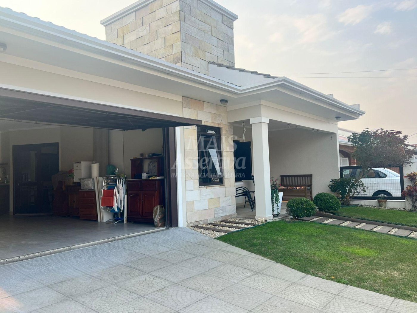 ExcelenteCasa à venda em Xangri-Lá/RS - 3 Dormitórios, 1 Suíte
